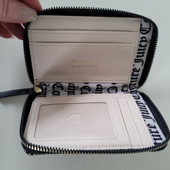 JUICY COUTURE WALLET FAUX LEATHER ZIP AROUND SMALL CLUTCH - Picture 2 of 12